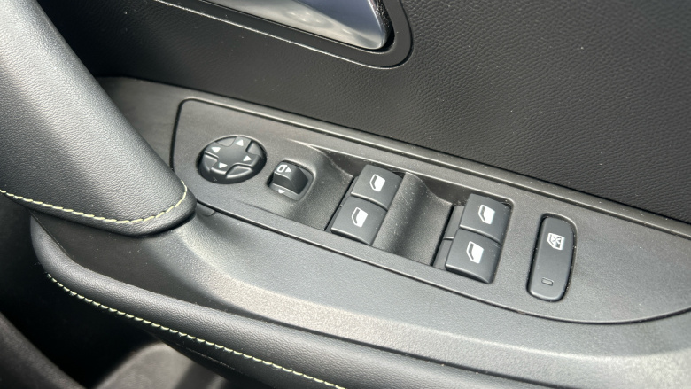 Peugeot 2008 1.2 PureTech 130 GT 5dr Petrol Estate